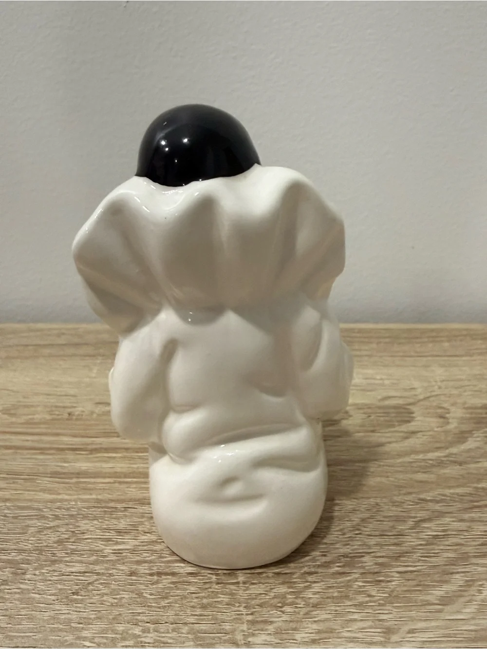 Vtg Ceramic Pierrot Clown Figurine 1980s Retro White Mime Harlequin Statue AS IS